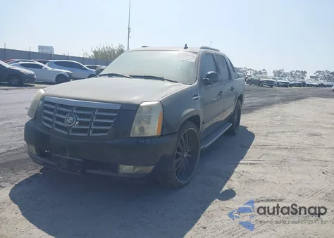 2007 Cadillac Escalade Ext Standard z USA, uszkodzony, nr VIN 3GYFK62887G197848